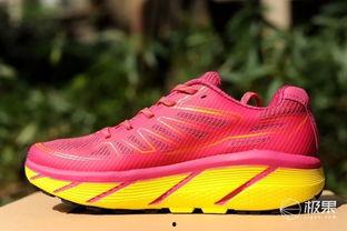 女士国产跑步鞋测评视频,女士专属款，舒适与性能的完美结合